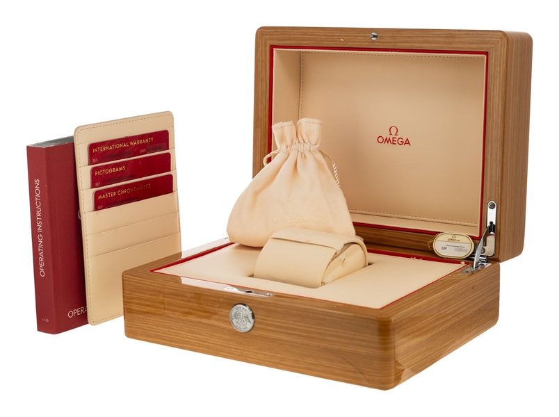 Omega Planet Ocean 215.30.46.51.01.002